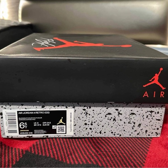 Jordan Air Jordan 4 Retro Sneakers - Black and Red